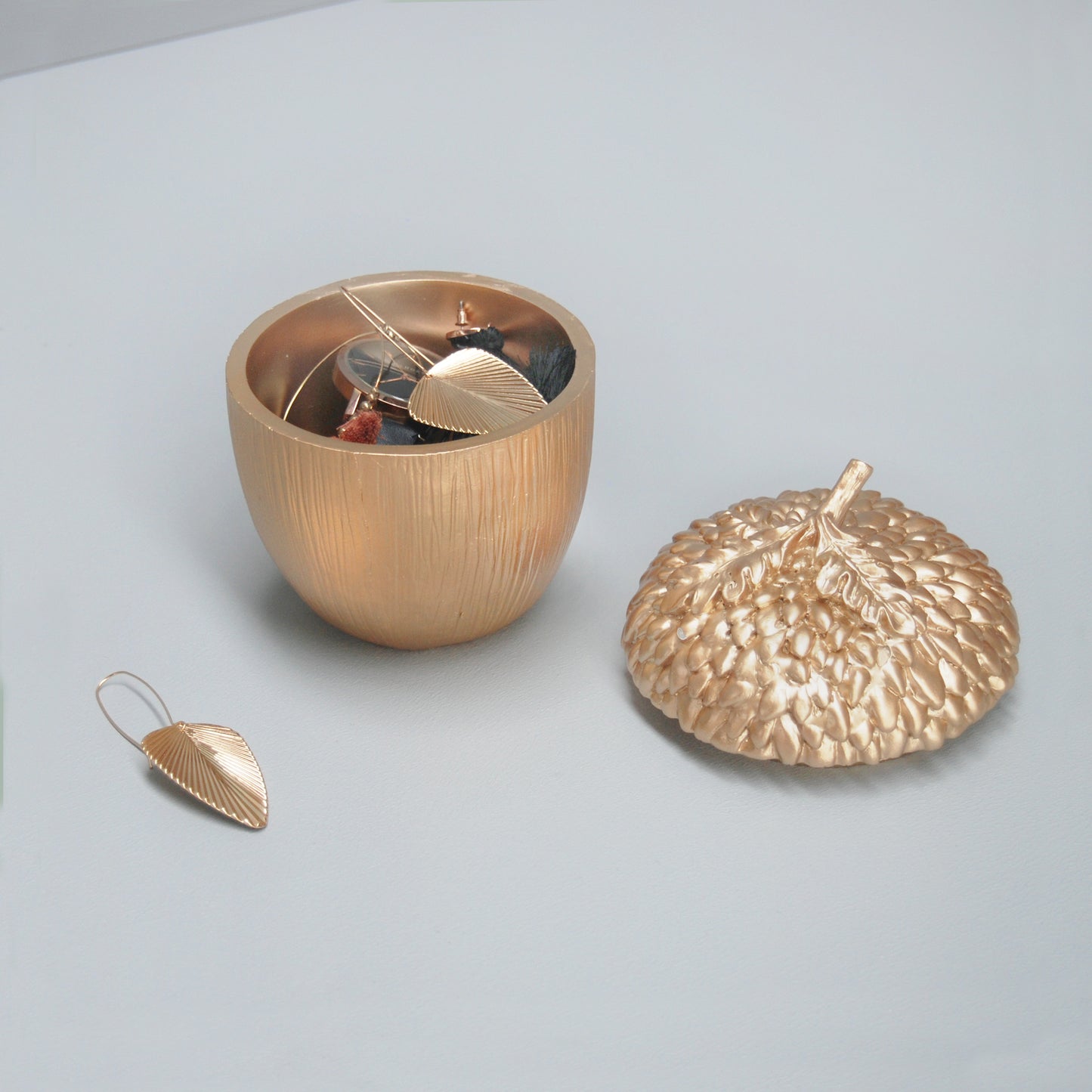 Resin Acorn Box