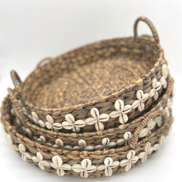 Woven Water Hyacinth Trays | Cowrie Shell