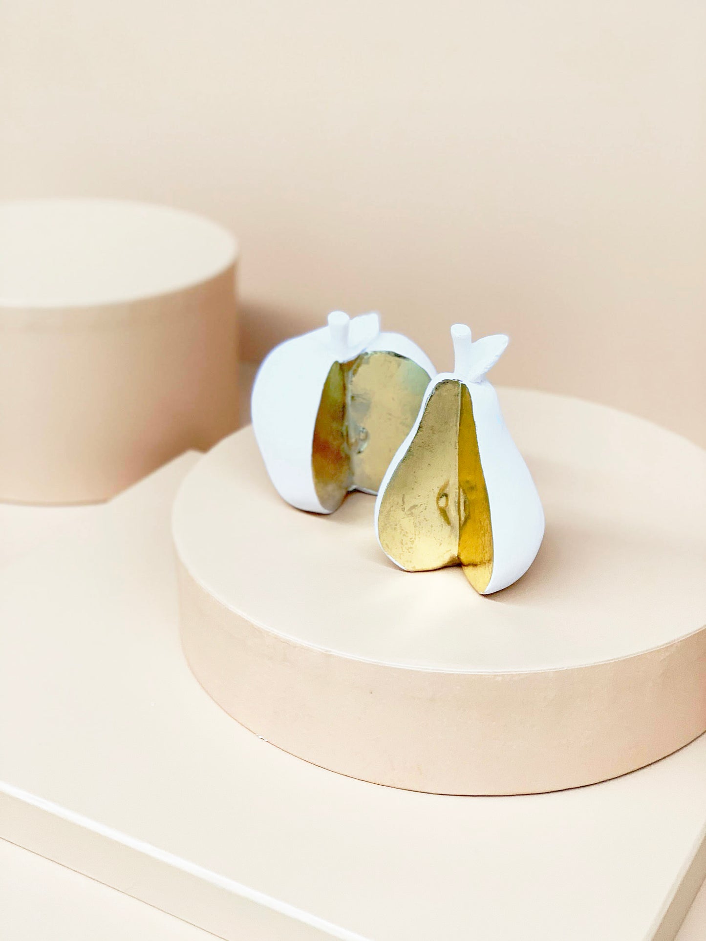 Sliced Apple & Pear Set | White, Gold